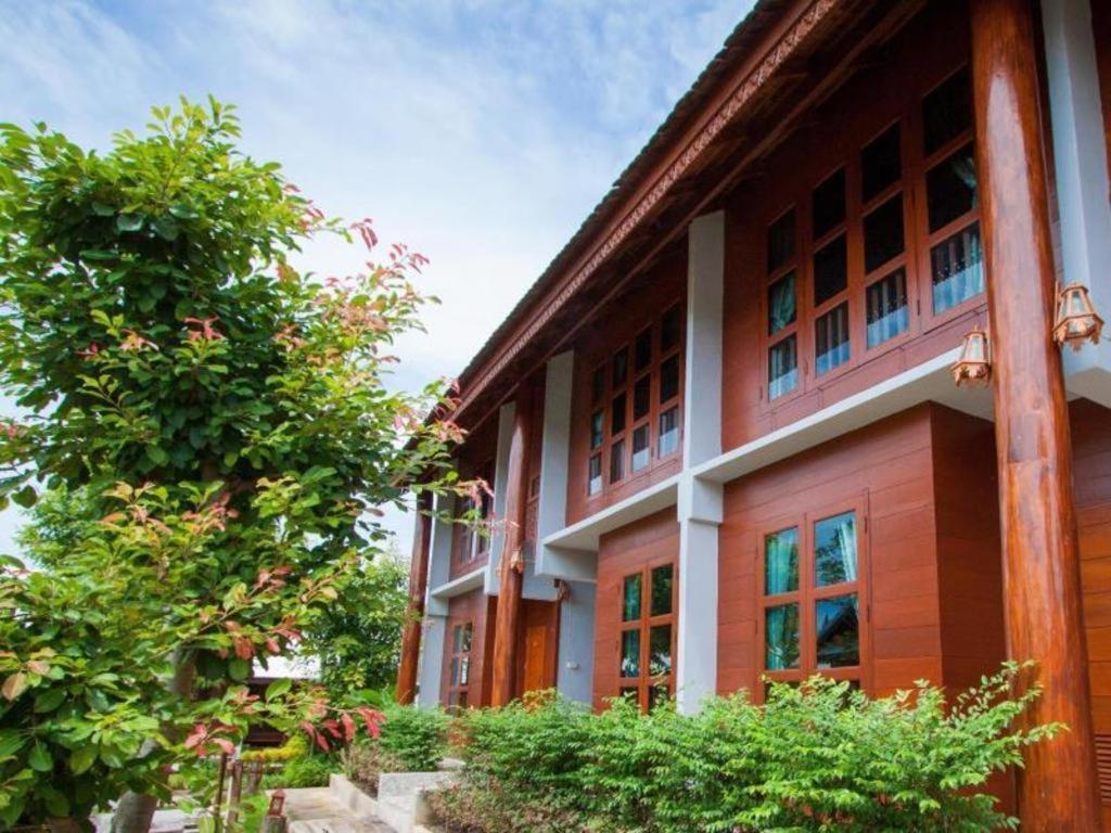 פראה Huan Aumpron Resort מראה חיצוני תמונה